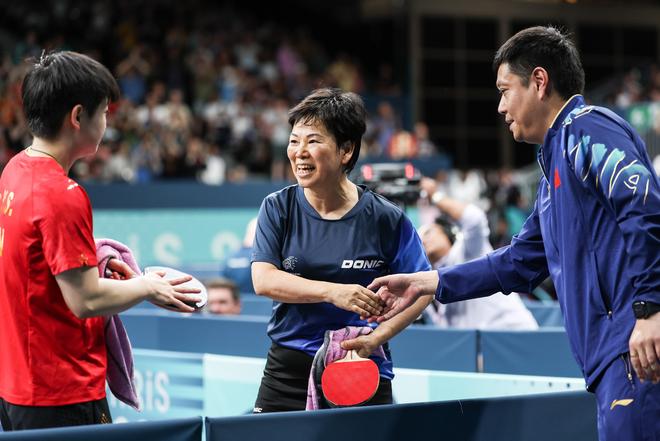 leyusport-包含加拿大女篮轻松击败南非晋级奥运四强的词条