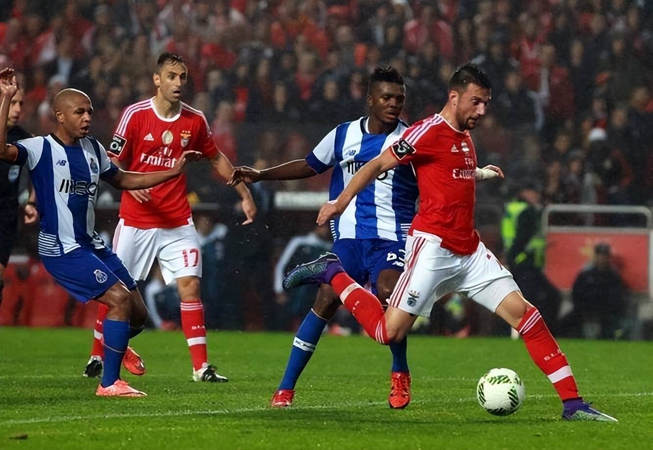 萨索洛客场不敌博洛尼亚，遭遇连败